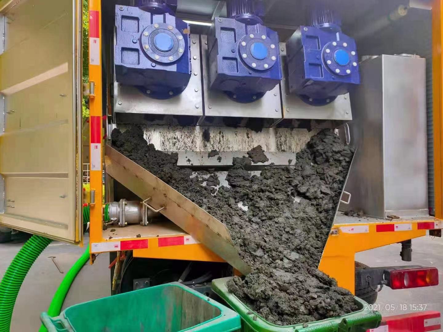 吉木萨尔化粪池清掏城市维护站-泥浆净化干湿分离处理